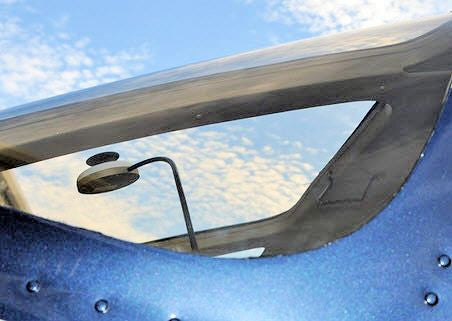 Antcom suction cup glass mount magnet for Iridium Airborne Aero service.